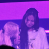 BLACKPINK世巡最终场Jennie数度哽咽 让粉丝心疼不已